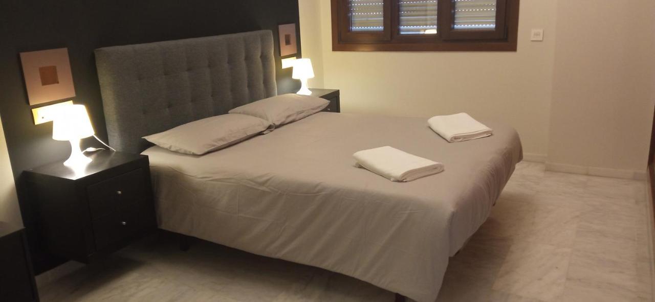 Fibes Lux Sevilla Este. Eksteriør billede